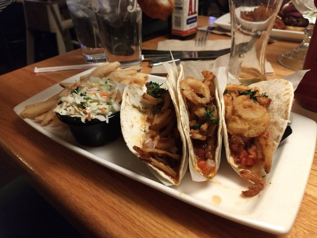 Applebees Grill + Bar | restaurant | 2180 E Baseline Rd, Phoenix, AZ 85042, USA | 6023235680 OR +1 602-323-5680