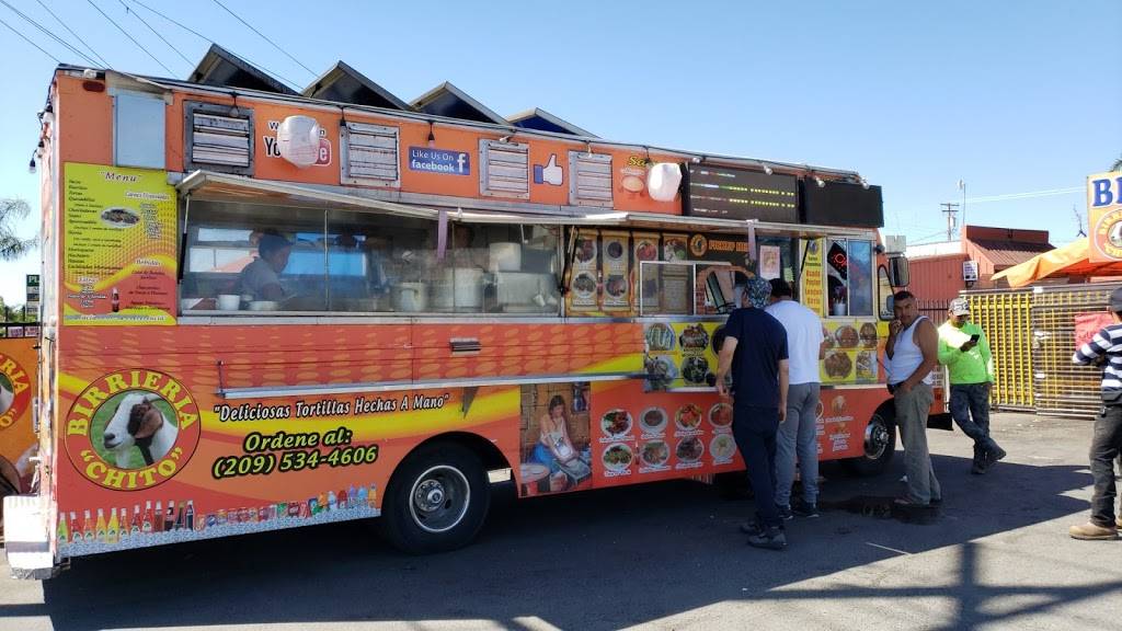 Chitos Birerria | restaurant | 1641 Crows Landing Rd, Modesto, CA 95358, USA | 2095344606 OR +1 209-534-4606