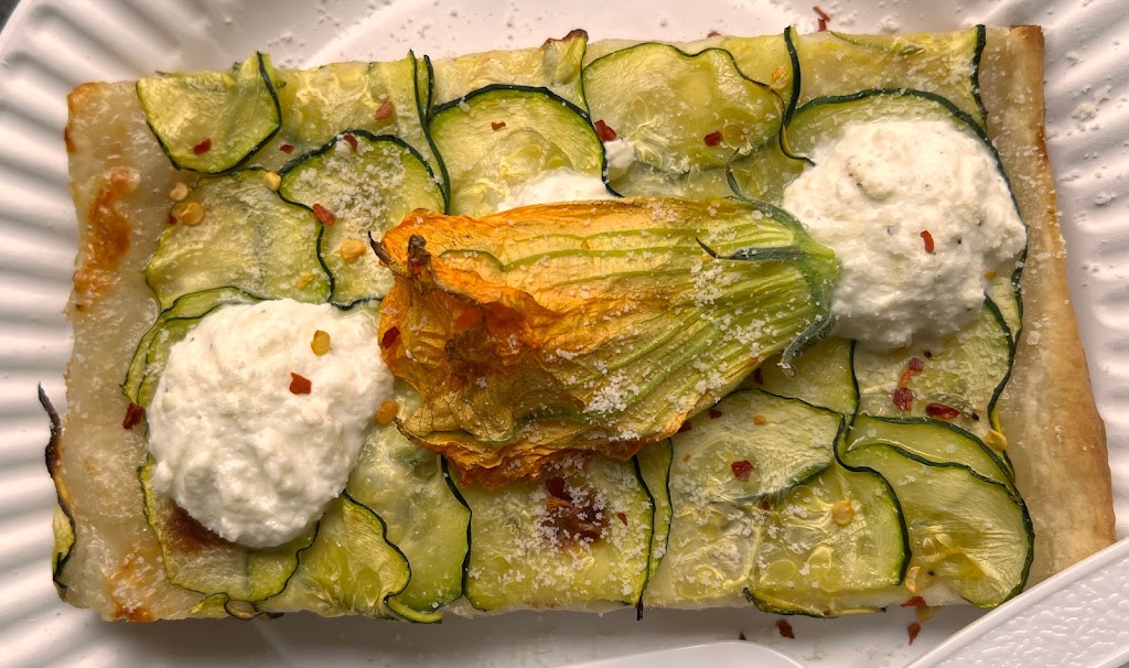 Mother Pizzeria | restaurant | 49 Long Wharf Mall, Newport, RI 02840, USA | 4013245500 OR +1 401-324-5500