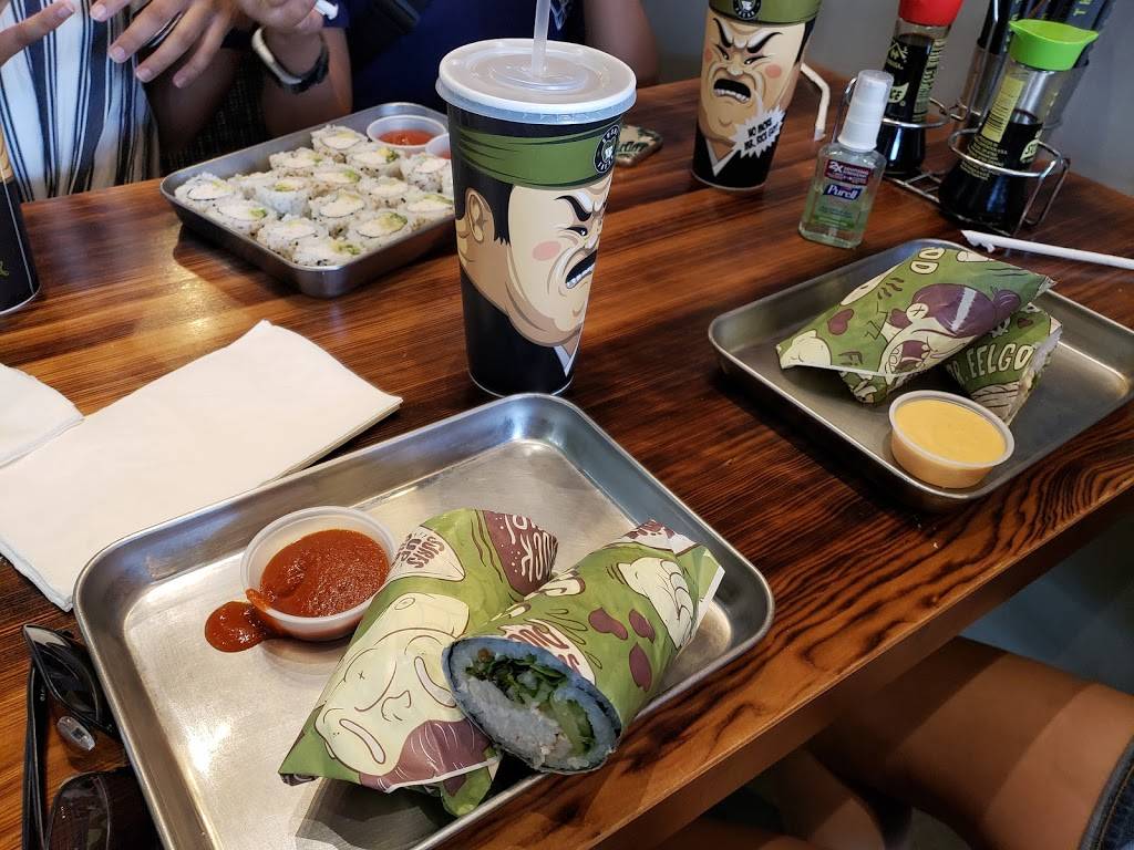 Sushi Freak | restaurant | 6450 N Desert Blvd f103, El Paso, TX 79912, USA | 9152090313 OR +1 915-209-0313