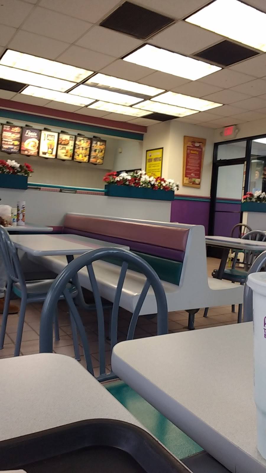 Taco Bell | meal takeaway | 401 E High St, Carlisle, PA 17013, USA | 7172589040 OR +1 717-258-9040