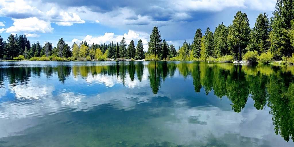 Graeagle Mountain Frostee | restaurant | 28 CA-89, Blairsden-Graeagle, CA 96103, USA | 5308364811 OR +1 530-836-4811