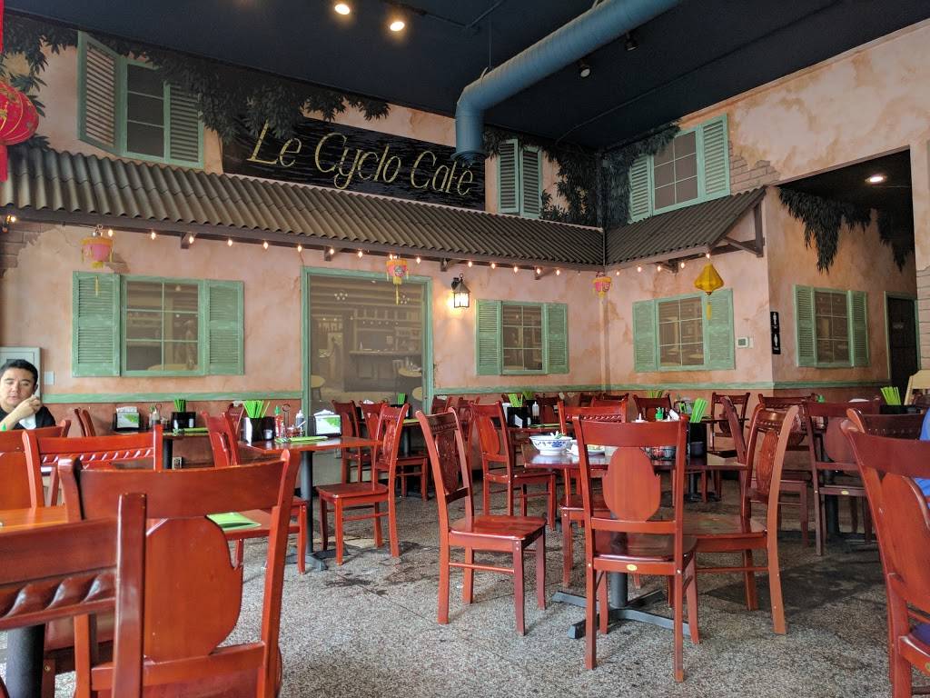 The Pho Broadway | restaurant | 406 Broadway E, Seattle, WA 98102, USA | 2063299256 OR +1 206-329-9256