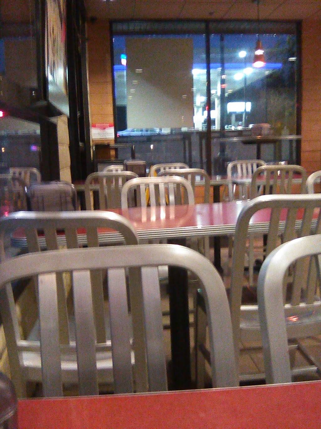 Jack in the Box | restaurant | 11216 Tampa Ave, Northridge, CA 91326, USA | 8183689941 OR +1 818-368-9941