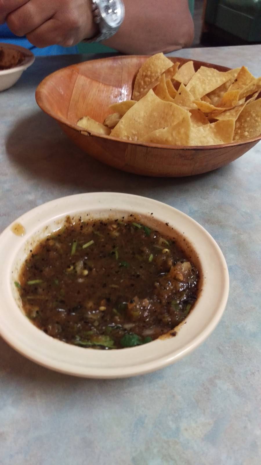 El Jacalito Restaurant | restaurant | 10110 Main St, Lamont, CA 93241, USA | 6618454598 OR +1 661-845-4598