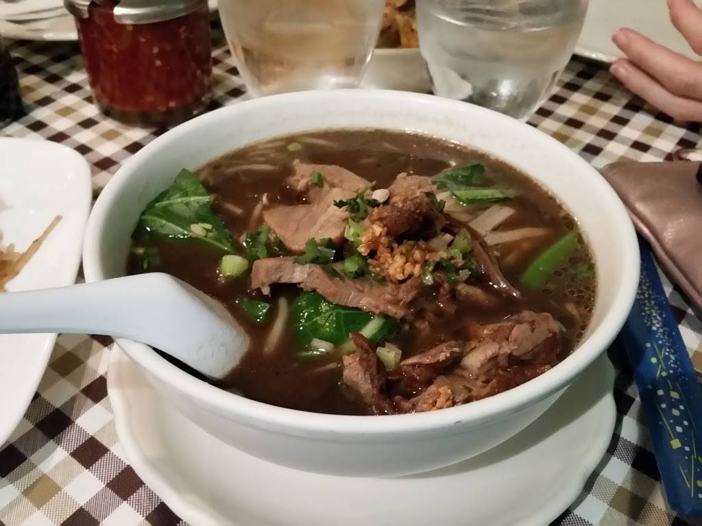 Thai Room Restaurant | restaurant | 4022 N Western Ave, Chicago, IL 60618, USA | 7735396150 OR +1 773-539-6150