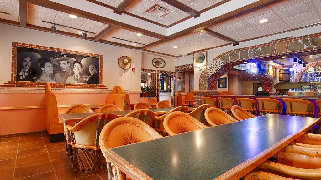 Senor Tequilas | restaurant | 13731 S Tamiami Trail, Fort Myers, FL 33912, USA | 2394376660 OR +1 239-437-6660