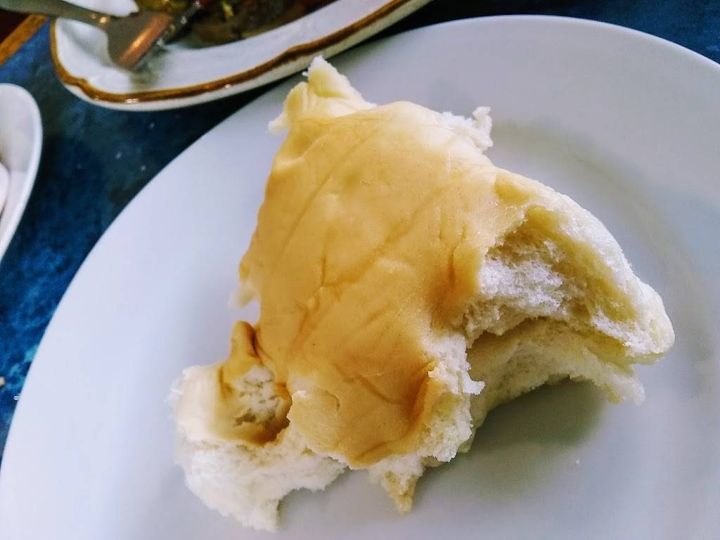 Jamaica House Sports Bar & Grill | restaurant | 2206 Carolina Beach Rd, Wilmington, NC 28401, USA | 9108338347 OR +1 910-833-8347