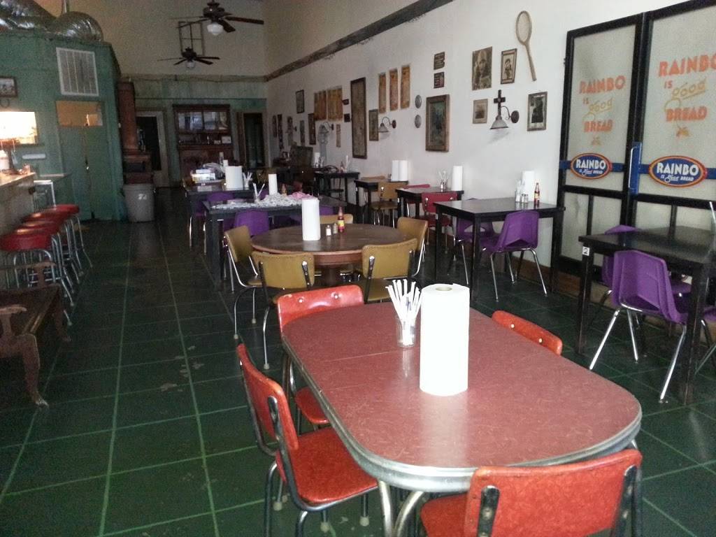 DutchTowne Deli & Cafe | cafe | 3911, 412 W Batte St, Cameron, TX 76520, USA | 2546050707 OR +1 254-605-0707