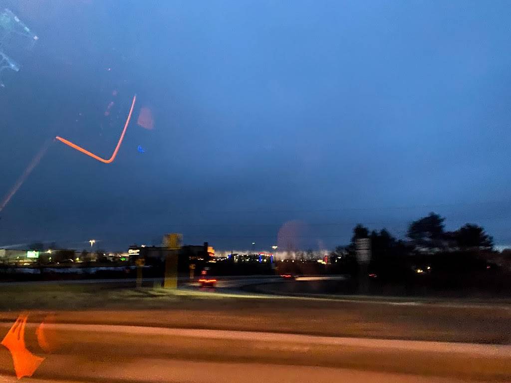 Starbucks | cafe | 2624 Lake Lansing Rd, Lansing, MI 48912, USA | 5172817761 OR +1 517-281-7761