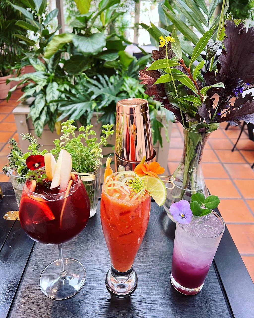 608 Dahlia | restaurant | 2647 East Coast Hwy, Newport Beach, CA 92625, USA | 9492207229 OR +1 949-220-7229