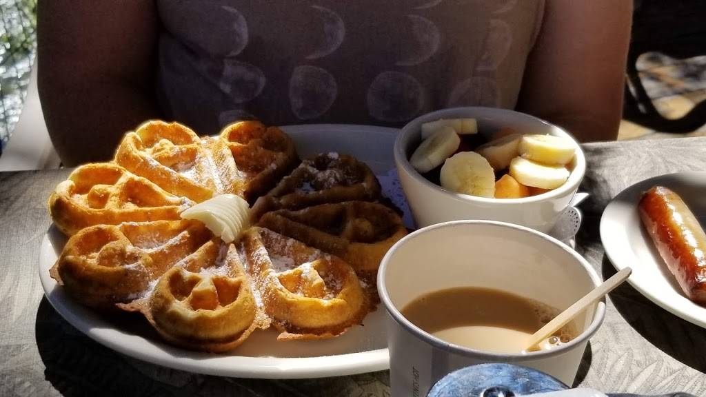 Crest Cafe & Catering | cafe | 150 Alpine Meadows Rd # 2, Alpine Meadows, CA 96146, USA | 5305813037 OR +1 530-581-3037