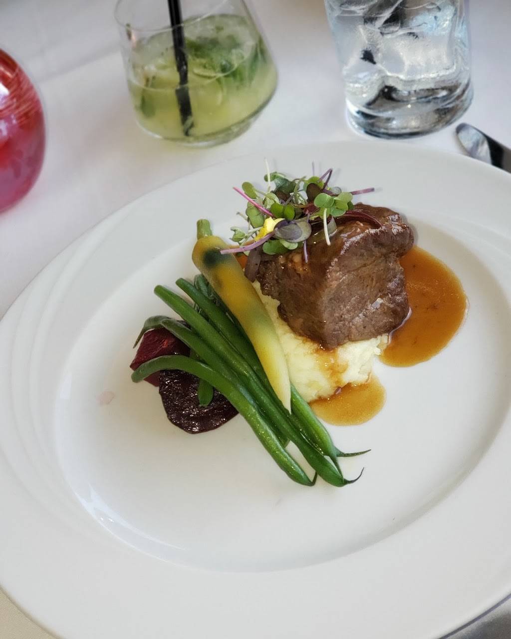 Spindletop | restaurant | 1200 Louisiana St, Houston, TX 77002, USA | 7133754775 OR +1 713-375-4775