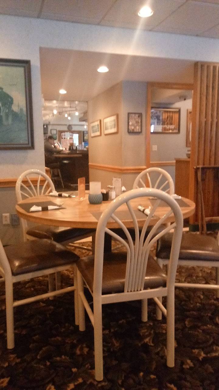 Bens Restaurant & Bar | restaurant | 17729 W Akron-Canfield Rd, Berlin Center, OH 44401, USA | 3305477633 OR +1 330-547-7633