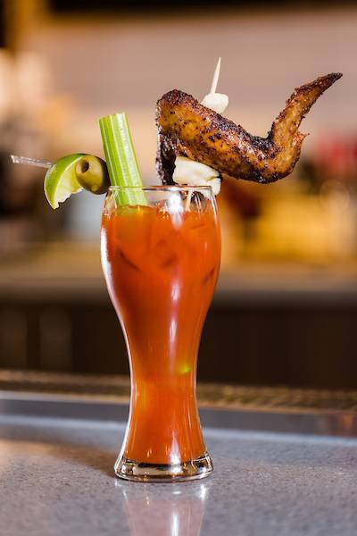 Stone Arch | restaurant | 4300 Glumack Drive LT-2054, St Paul, MN 55111, USA | 6514609285 OR +1 651-460-9285