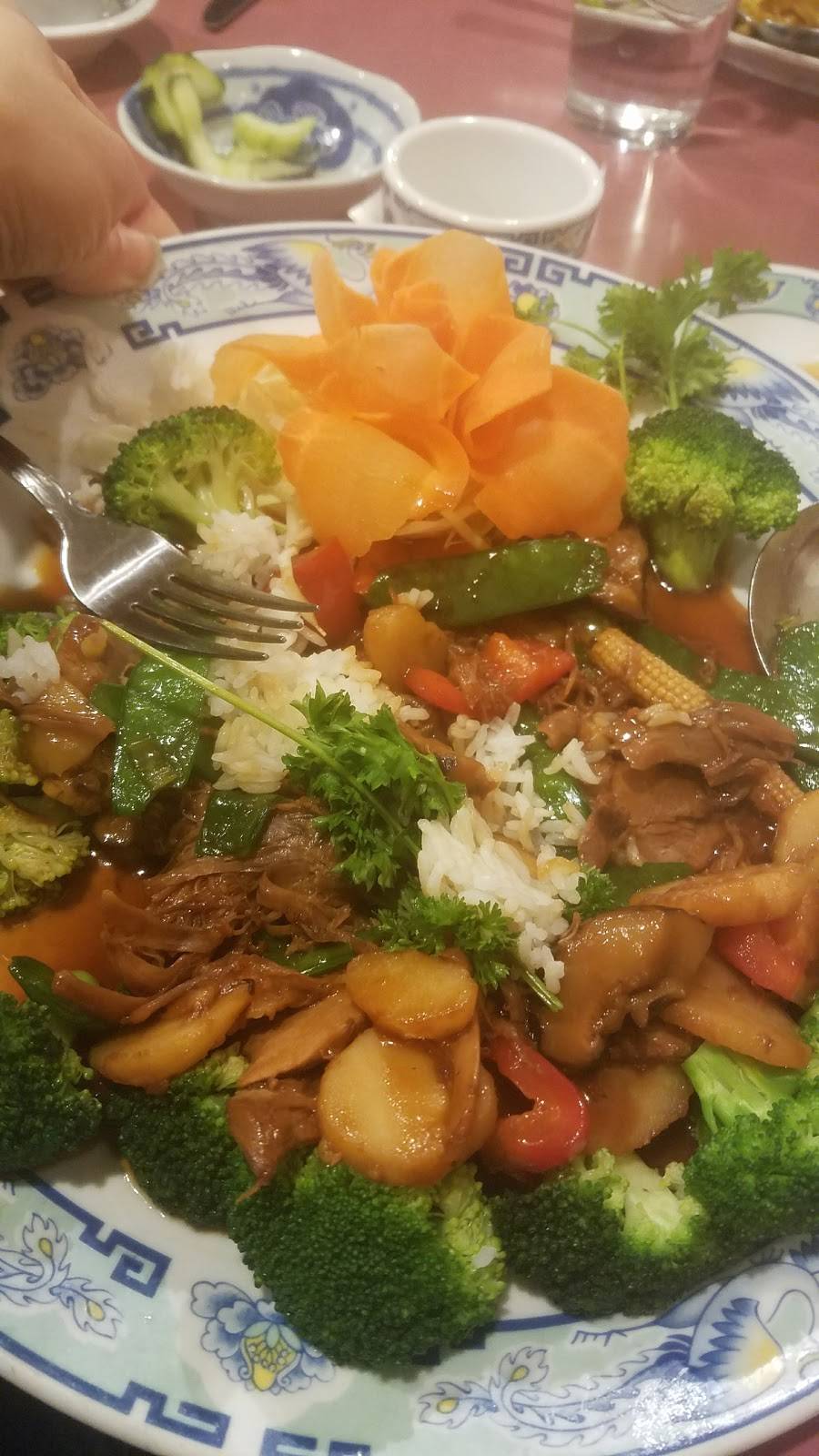 New Dumpling & Sushi House | restaurant | 2138 Murray Ave, Pittsburgh, PA 15217, USA | 4124224178 OR +1 412-422-4178