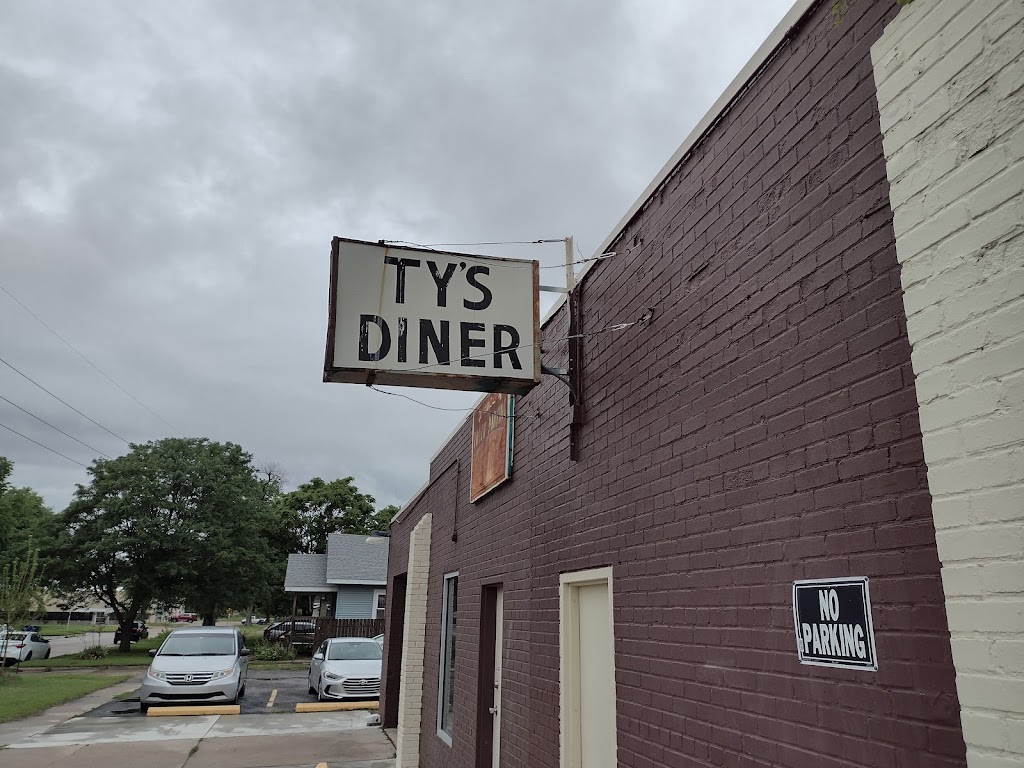 Tys Diner | restaurant | 928 West 2nd St N, Wichita, KS 67203, USA | 3162631416 OR +1 316-263-1416