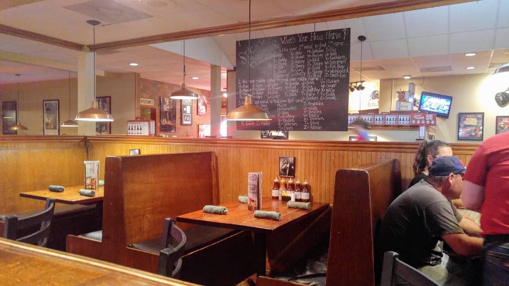 Sticky Fingers Ribhouse- BBQ Charleston | restaurant | 1200 N Main St, Summerville, SC 29483, USA | 8438717427 OR +1 843-871-7427