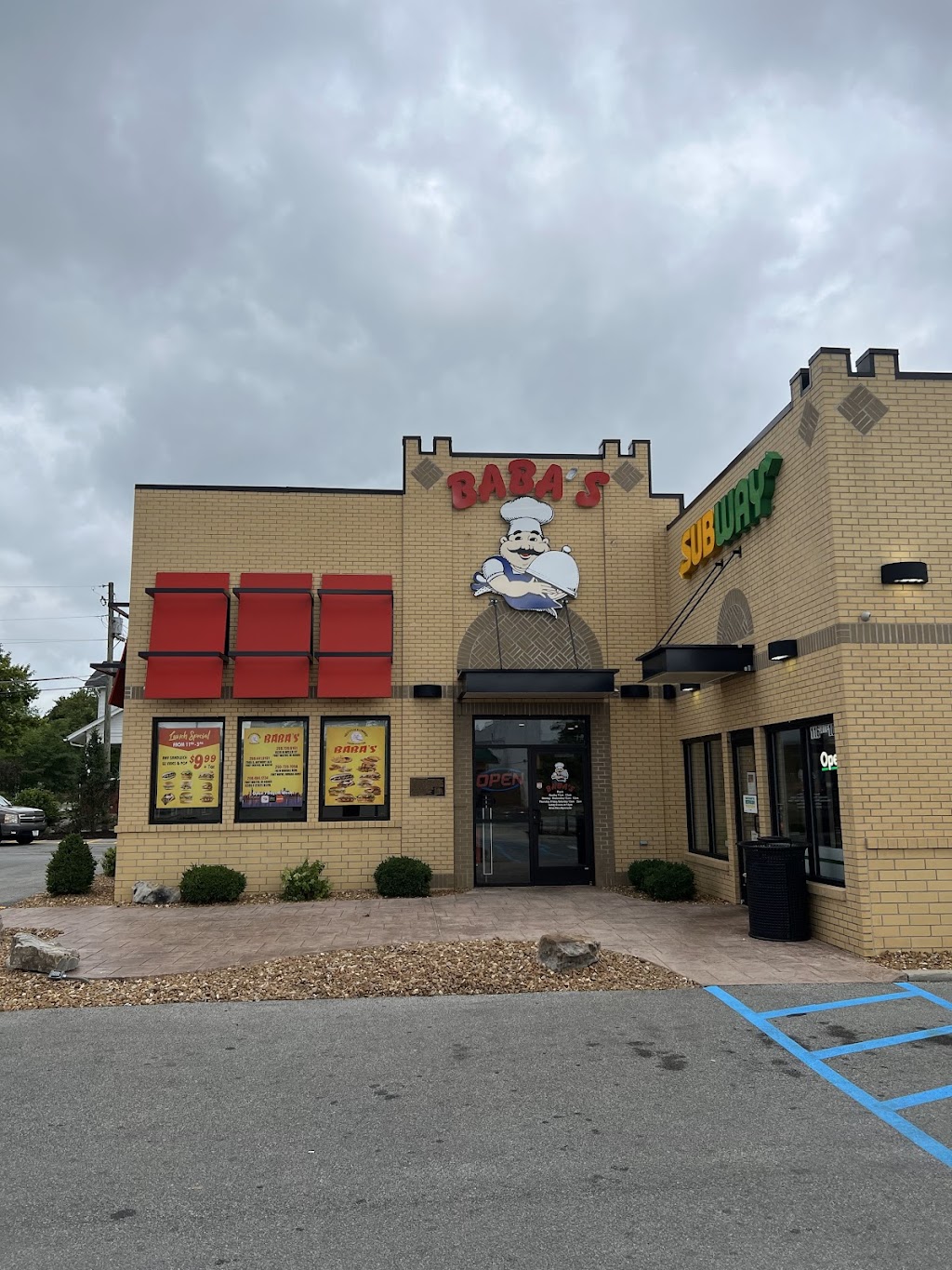 Babas Steak and Lemonade | restaurant | 116 W Rudisill Blvd, Fort Wayne, IN 46807, USA | 2607397094 OR +1 260-739-7094