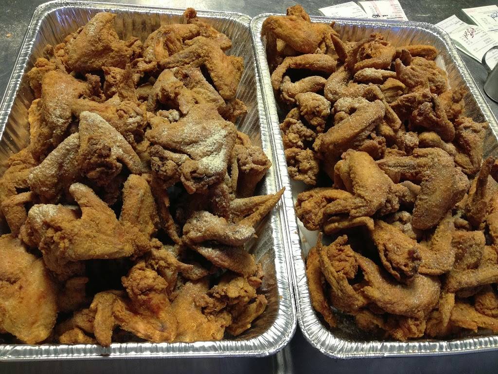 Penn Fish & chicken | restaurant | 1000 Penn Ave, Pittsburgh, PA 15221, USA | 4122412626 OR +1 412-241-2626