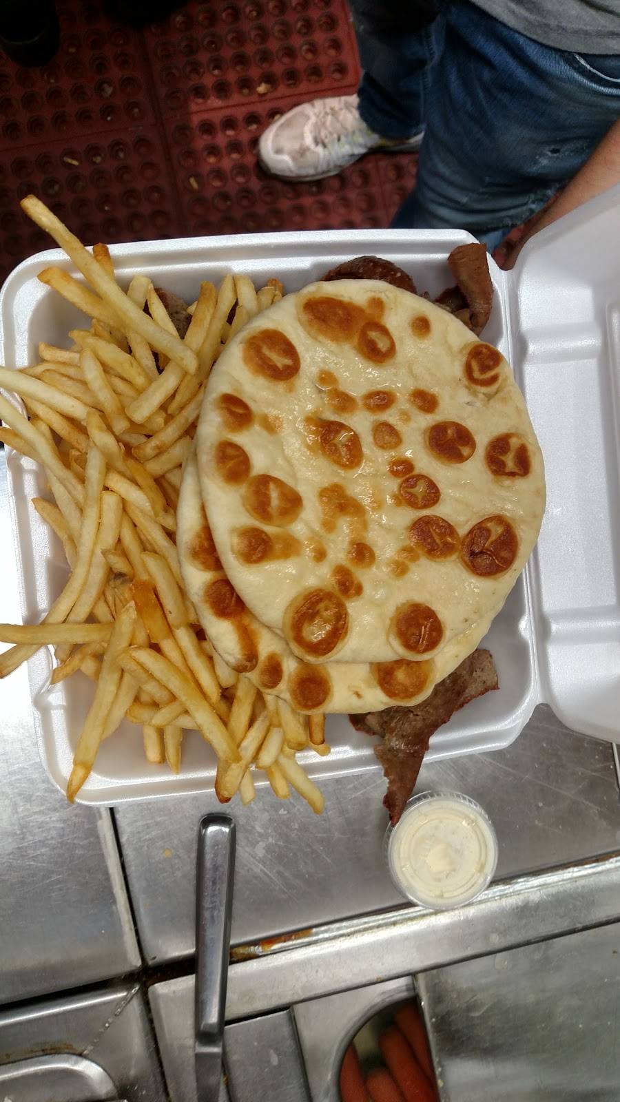 Nickys Gyros | restaurant | 2050 Sibley Blvd, Calumet City, IL 60409, USA | 7088623444 OR +1 708-862-3444