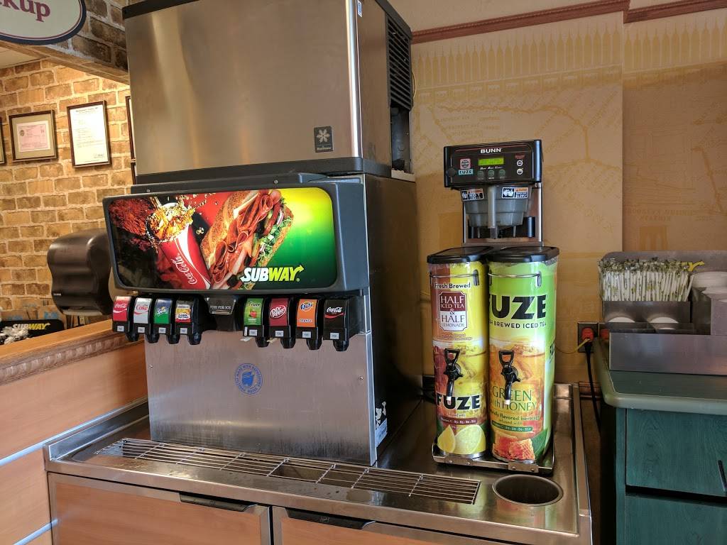 Subway Restaurants | restaurant | 10121 Colesville Rd #10, Silver Spring, MD 20901, USA | 3015930387 OR +1 301-593-0387