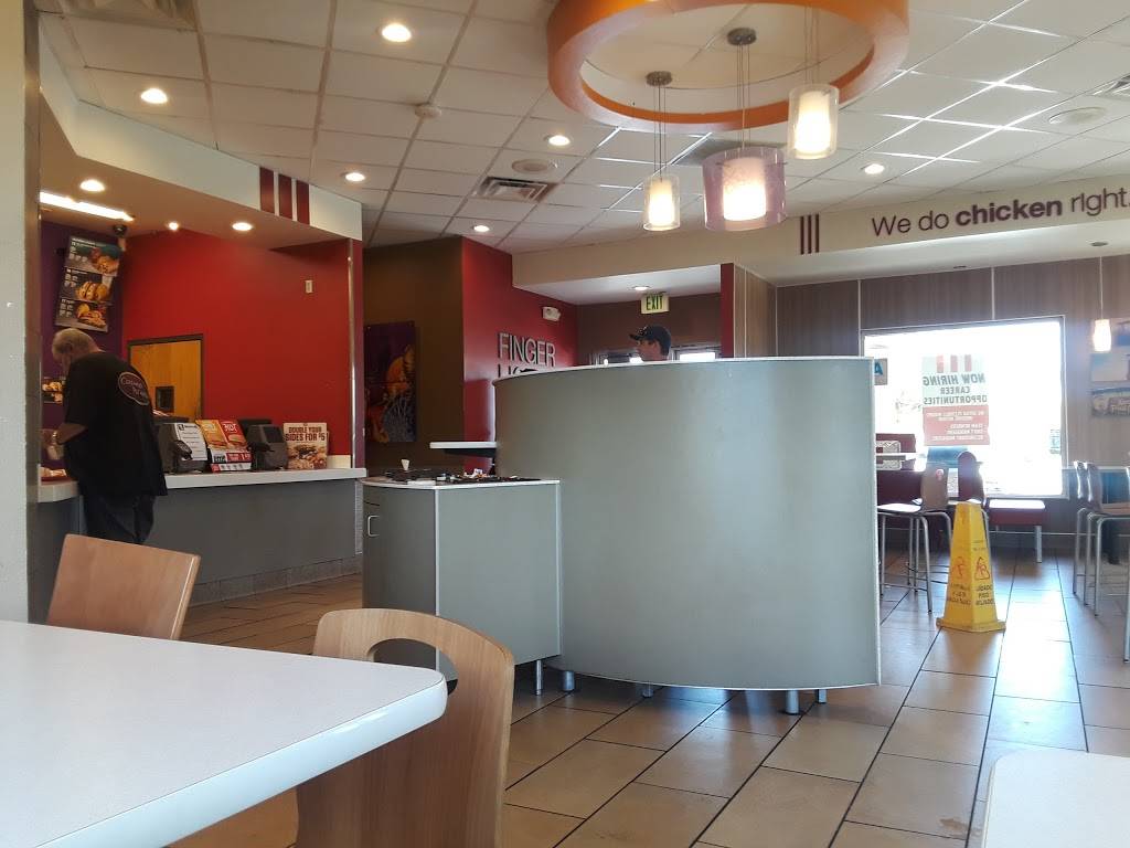 KFC | restaurant | 4100 Oceanside Blvd, Oceanside, CA 92056, USA | 7606309600 OR +1 760-630-9600