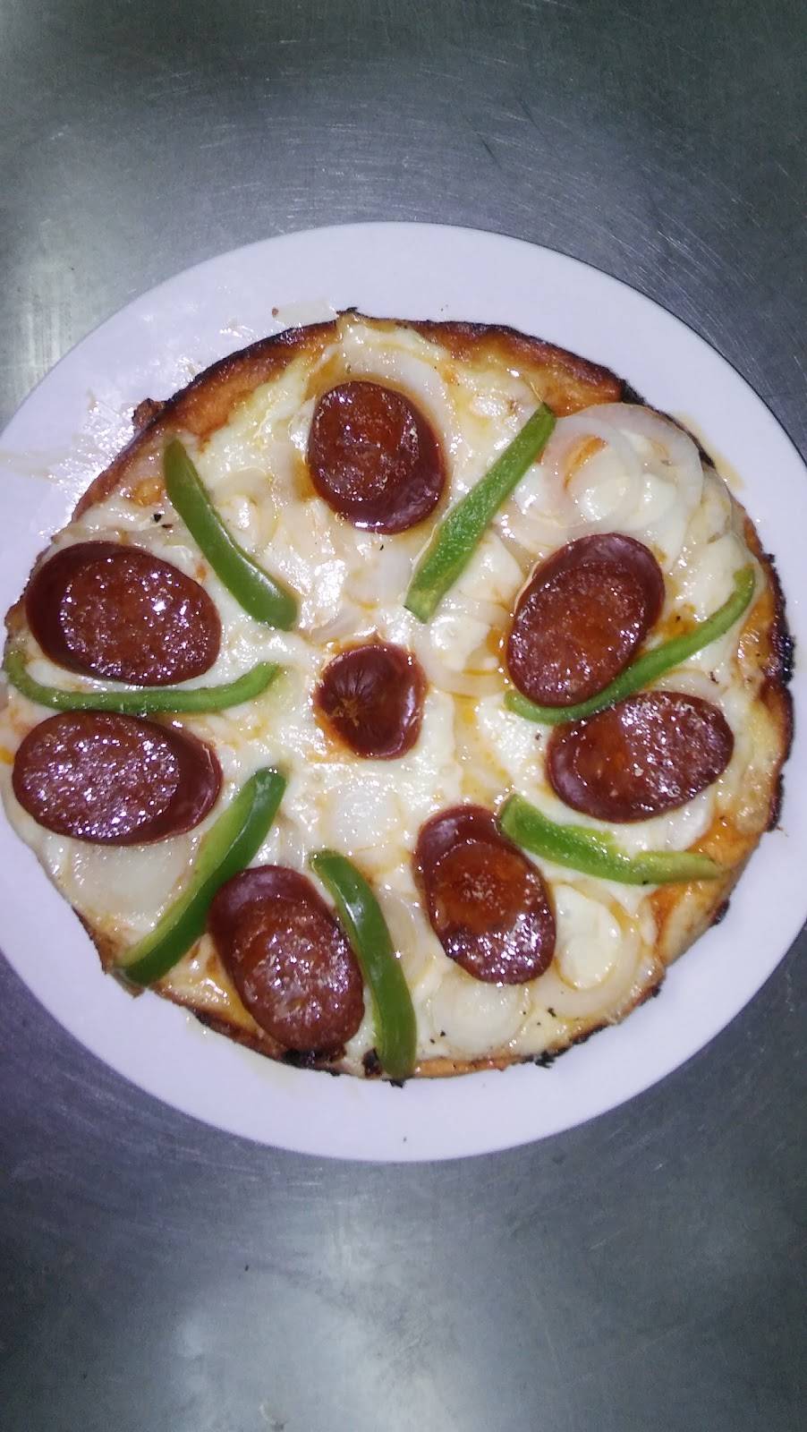 2 Alexs | restaurant | 7049 W Waters Ave, Tampa, FL 33634, USA | 8134434668 OR +1 813-443-4668