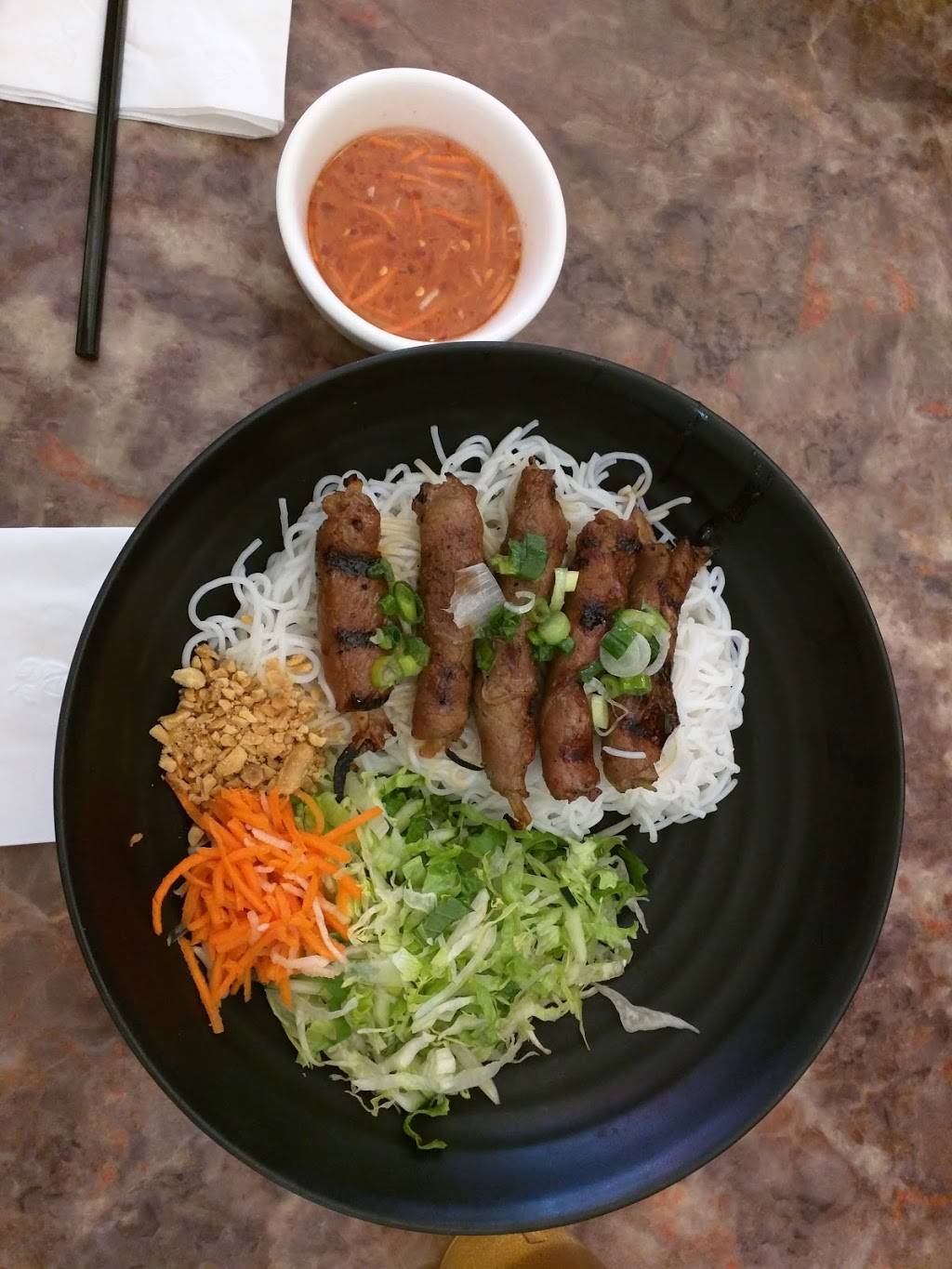 An Chi Vietnamese Cuisine | restaurant | 4683 Mission St, San Francisco, CA 94112, USA | 4153339997 OR +1 415-333-9997