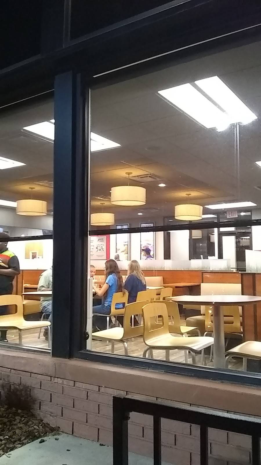 Wendys | restaurant | 1100 S Broad St, Brooksville, FL 34601, USA | 3527990878 OR +1 352-799-0878