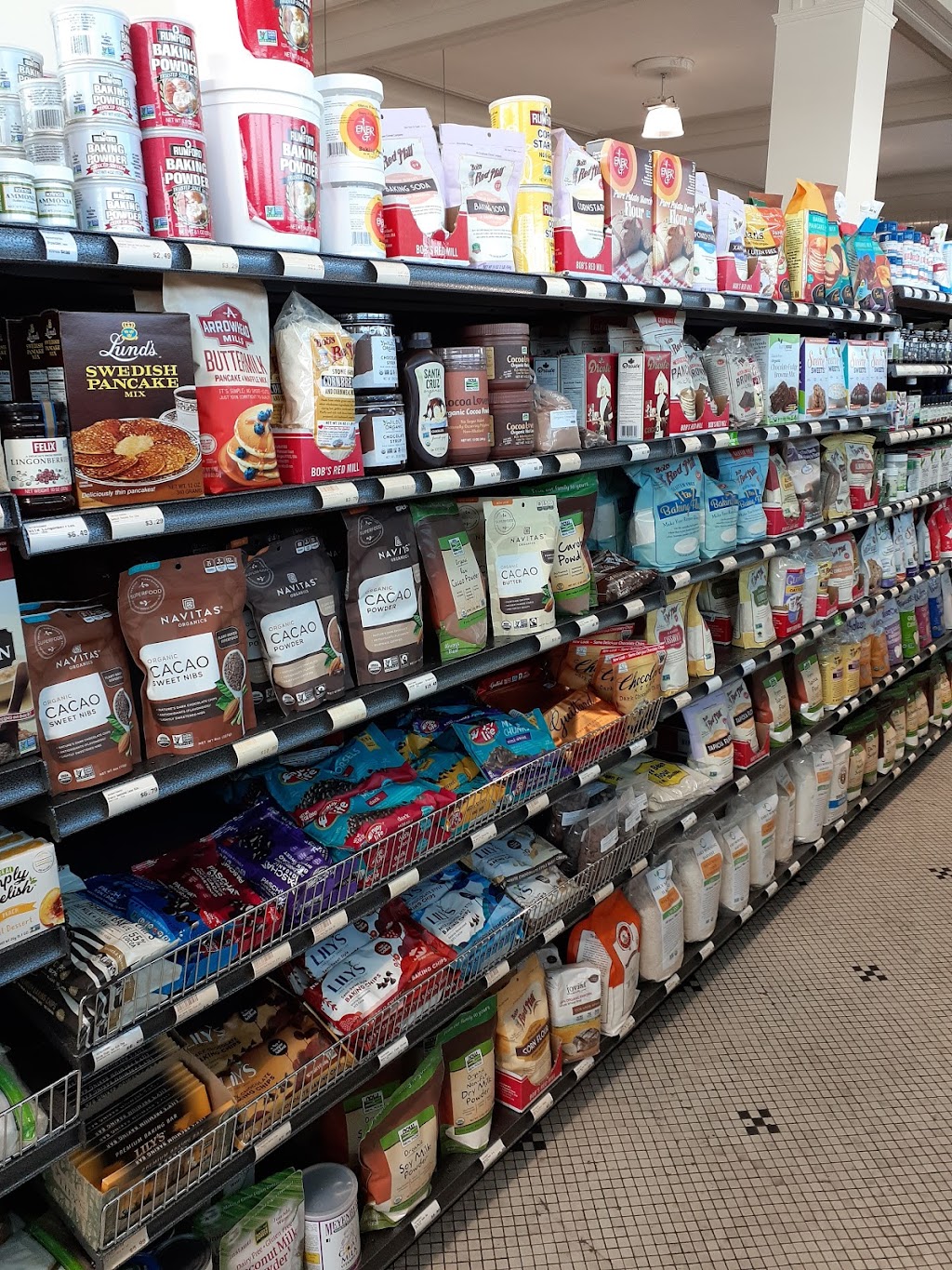 Cornucopia Natural Market & Deli | restaurant | 176 S Seminary St, Galesburg, IL 61401, USA | 3093423111 OR +1 309-342-3111