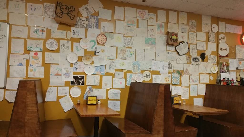 Austins Pizza Braker | restaurant | 10900 Research Blvd, Austin, TX 78759, USA | 5127958888 OR +1 512-795-8888