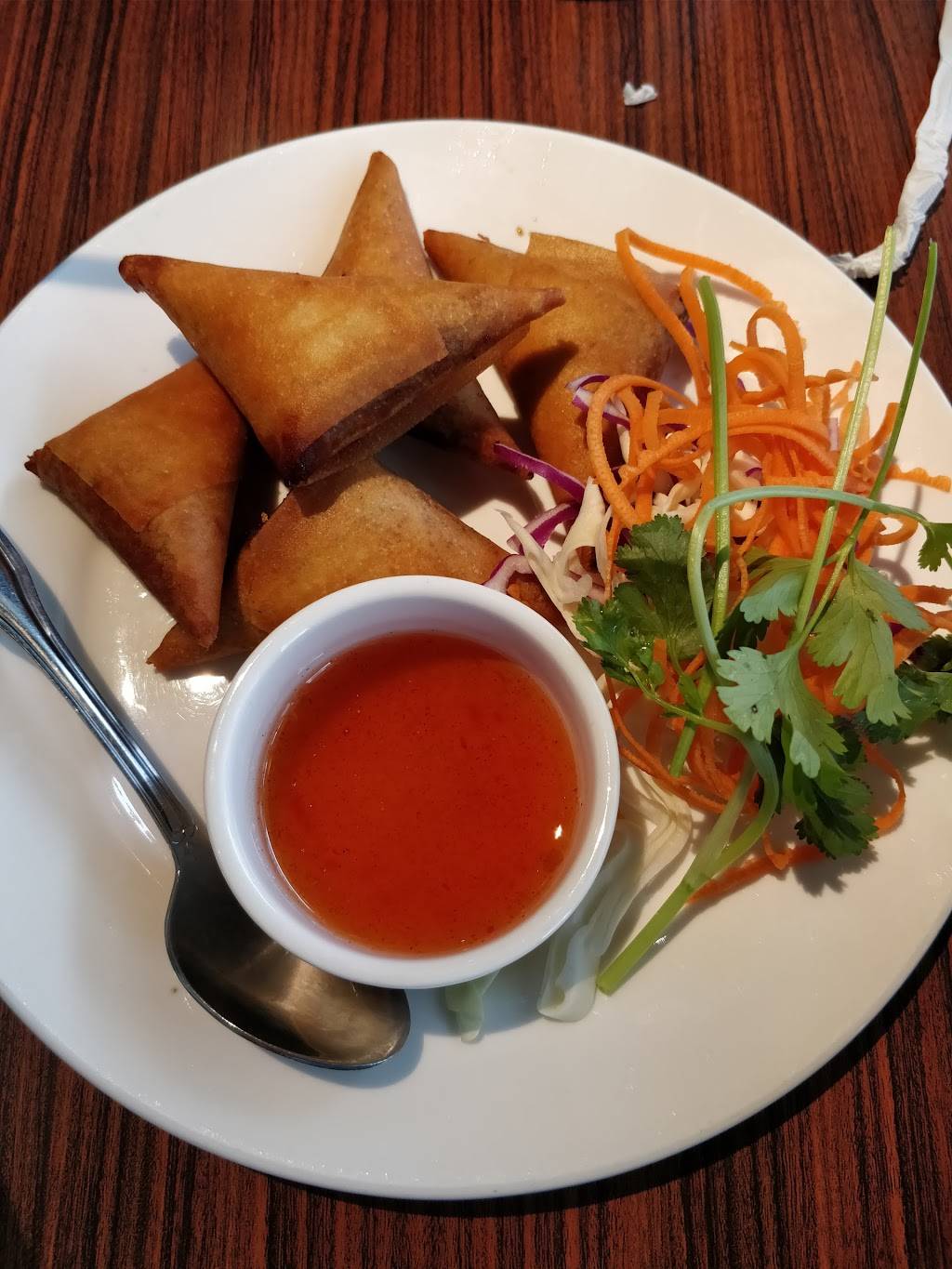 Saucys Thai + Pho | restaurant | 3813, 5944 Royal Ln, Dallas, TX 75230, USA | 2143788424 OR +1 214-378-8424