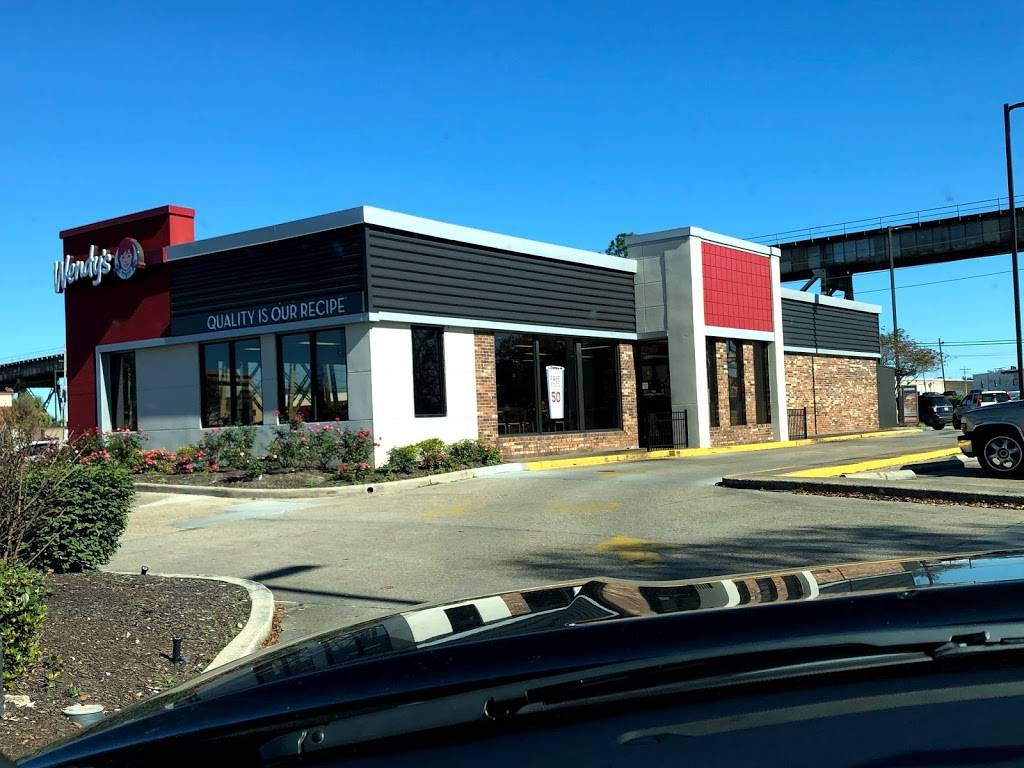 Wendys | restaurant | 1129 S Clearview Pkwy, New Orleans, LA 70121, USA | 5045137896 OR +1 504-513-7896