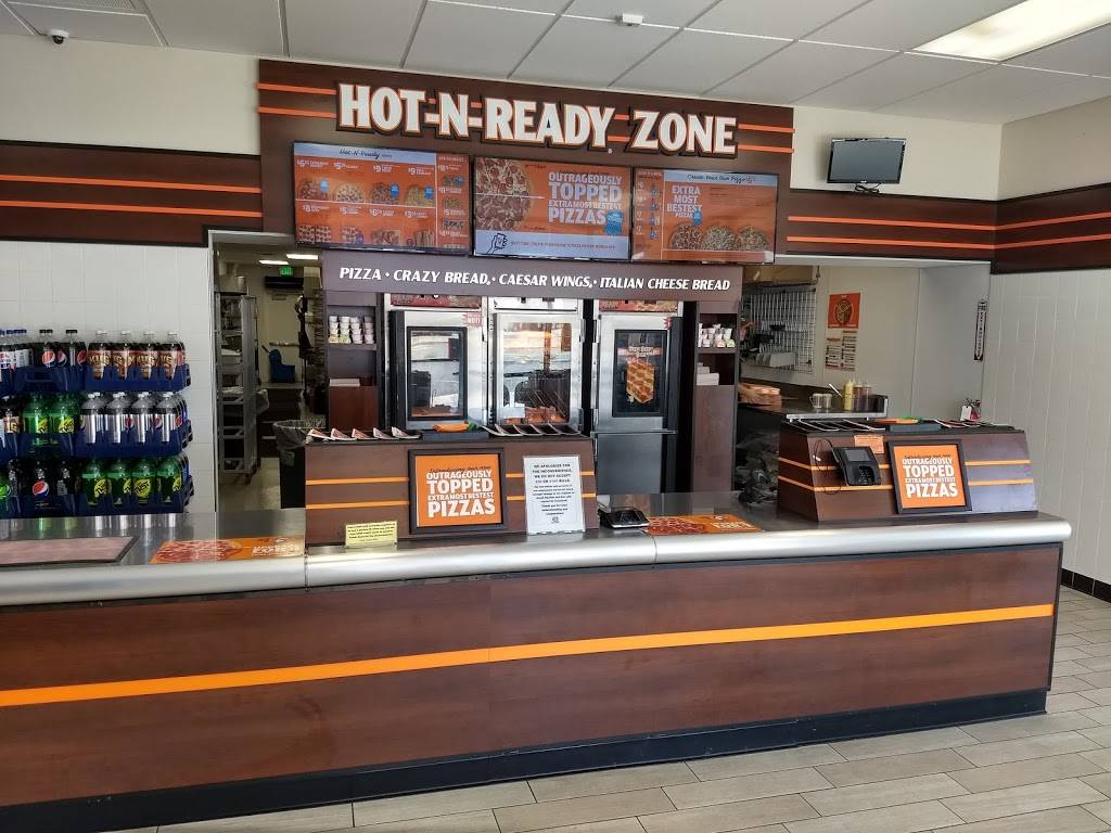Little Caesars Pizza | meal takeaway | 20152 Outer Hwy 18 N, Apple Valley, CA 92307, USA | 7609462011 OR +1 760-946-2011
