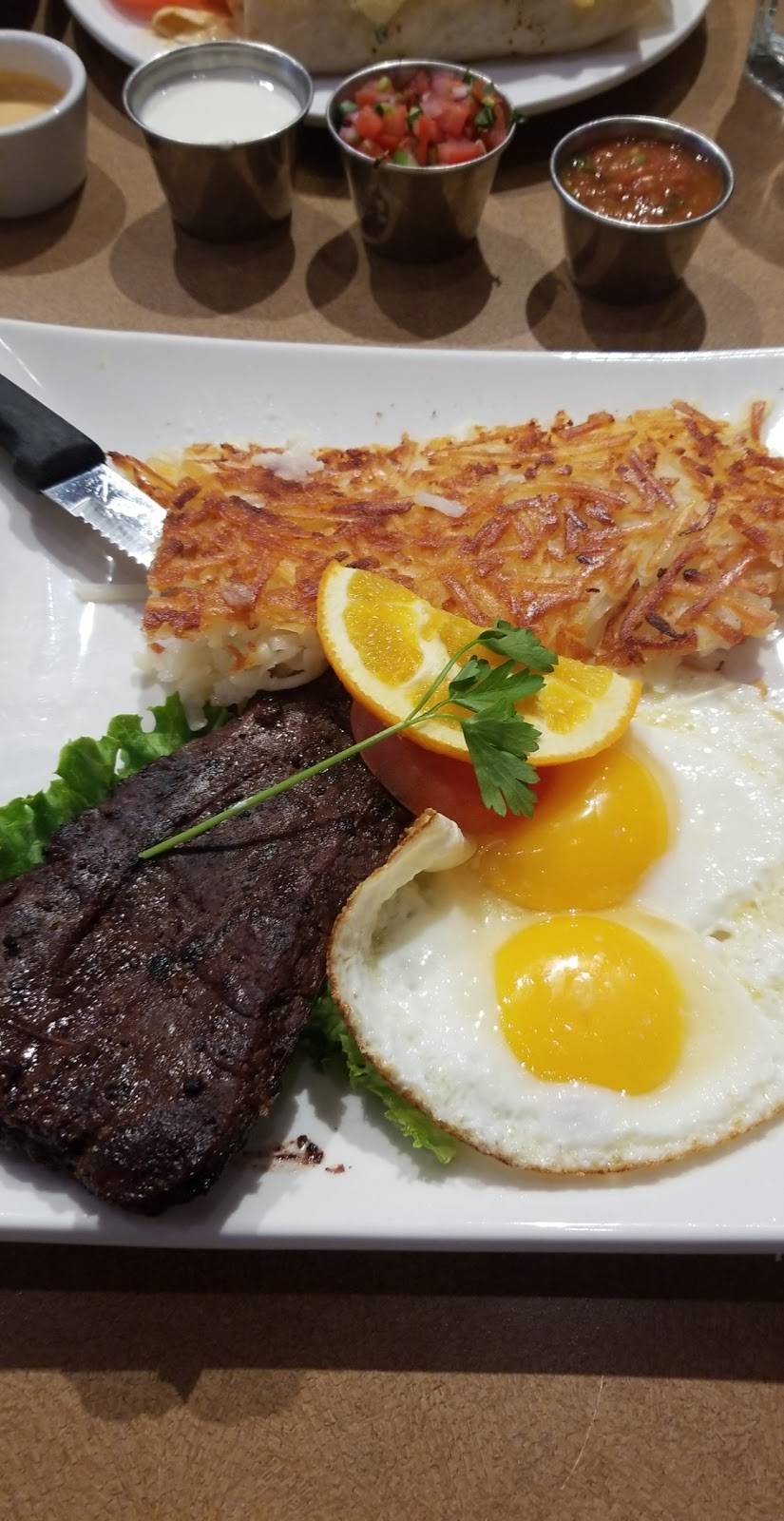 Big Chicks | night club | 5024 N Sheridan Rd, Chicago, IL 60640, USA | 7737285511 OR +1 773-728-5511