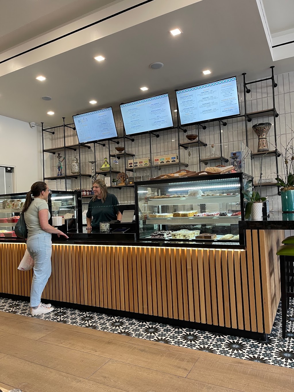 Jaffa Middle Eastern Kitchen | restaurant | 400 E Valley Rd, Carbondale, CO 81623, USA | 9703404981 OR +1 970-340-4981