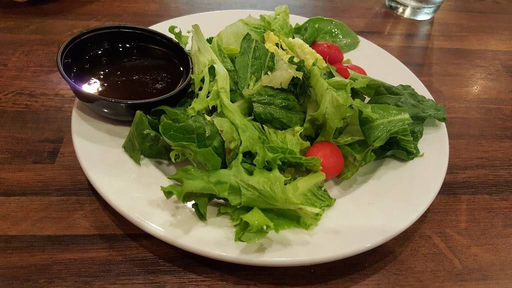 Mancinis Italian Bistro | meal delivery | 1111 Lake St, Oak Park, IL 60301, USA | 7084459700 OR +1 708-445-9700