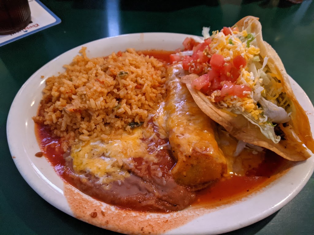 Michaels Cantina | night club | 912 Omaha Ave, Norfolk, NE 68701, USA | 4023716707 OR +1 402-371-6707