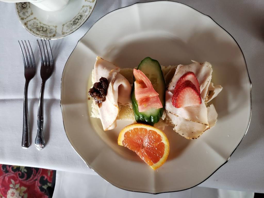 Holly Hotel | restaurant | 110 Battle Alley, Holly, MI 48442, USA | 2486345208 OR +1 248-634-5208