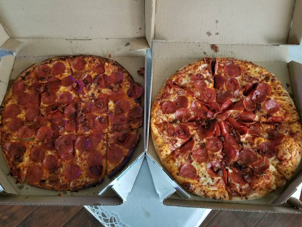 Dominos Pizza | meal delivery | 2211 Grand Ave, Waukegan, IL 60085, USA | 8473600800 OR +1 847-360-0800