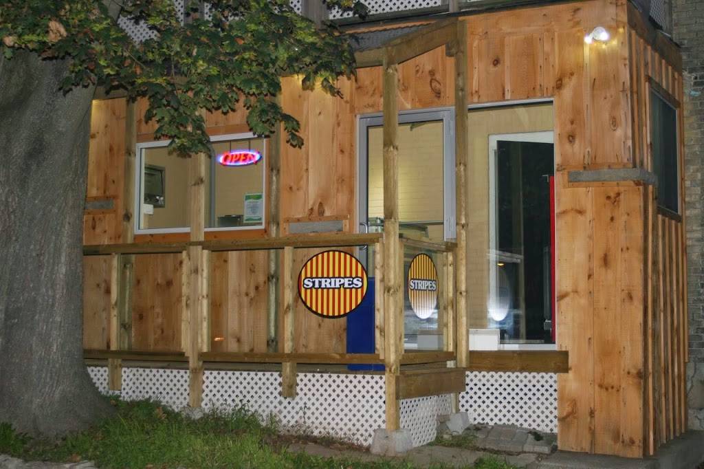 Stripes Pizza | meal takeaway | 24 Madison Ave S, Kitchener, ON N2G 3M3, Canada | 2266000922 OR +1 226-600-0922