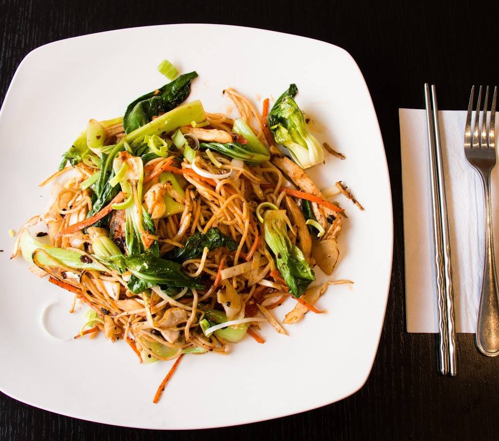 Garleek Kitchen | restaurant | 1500 Queen St W, Toronto, ON M6R 1A4, Canada | 4165510929 OR +1 416-551-0929