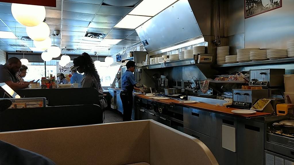 Waffle House | meal takeaway | 6990 W Colonial Dr, Orlando, FL 32818, USA | 4072938048 OR +1 407-293-8048