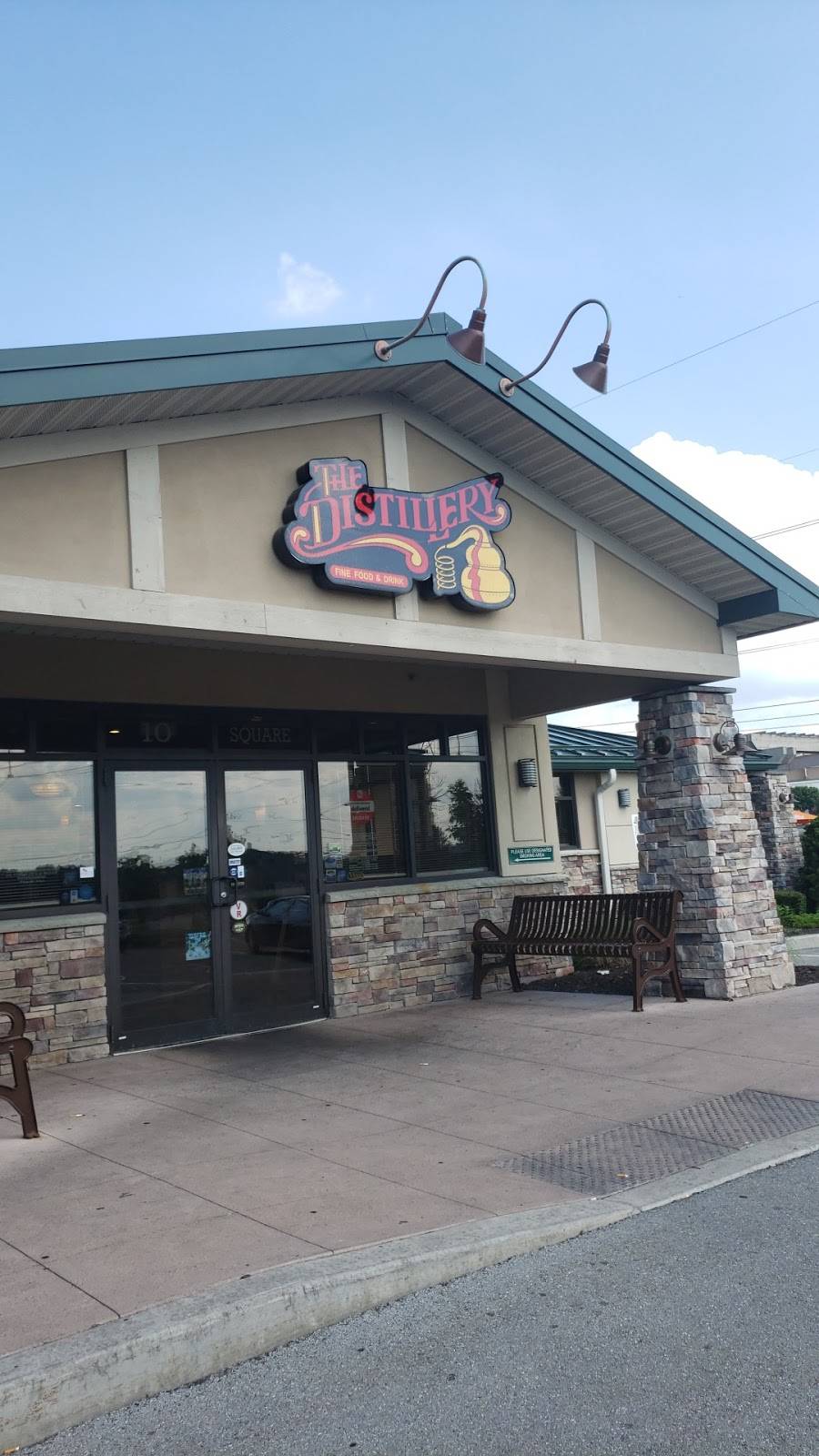 The Distillery Restaurant Victor | restaurant | 10 Square Dr, Victor, NY 14564, USA | 5854252337 OR +1 585-425-2337