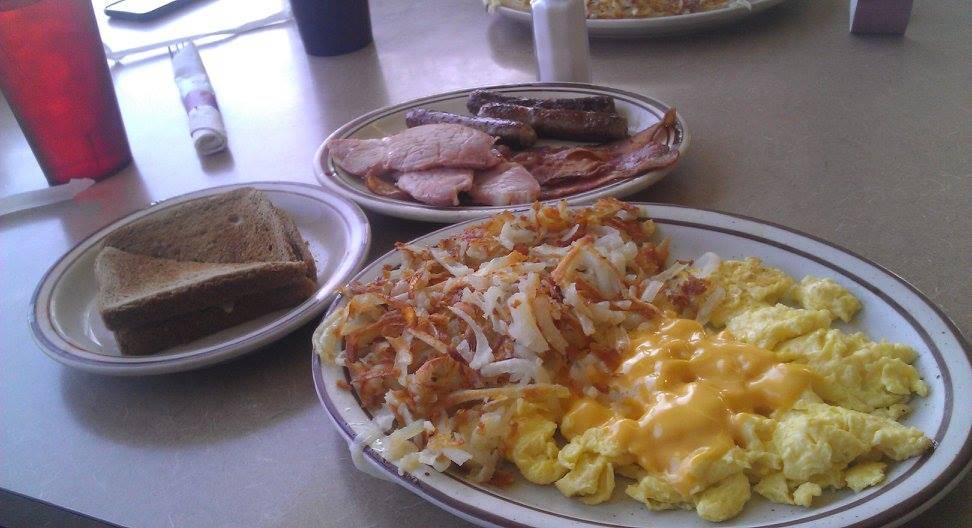 Nicks Place Coney Island | restaurant | 5720 Highland Rd # A, Waterford Twp, MI 48327, USA | 2486741777 OR +1 248-674-1777