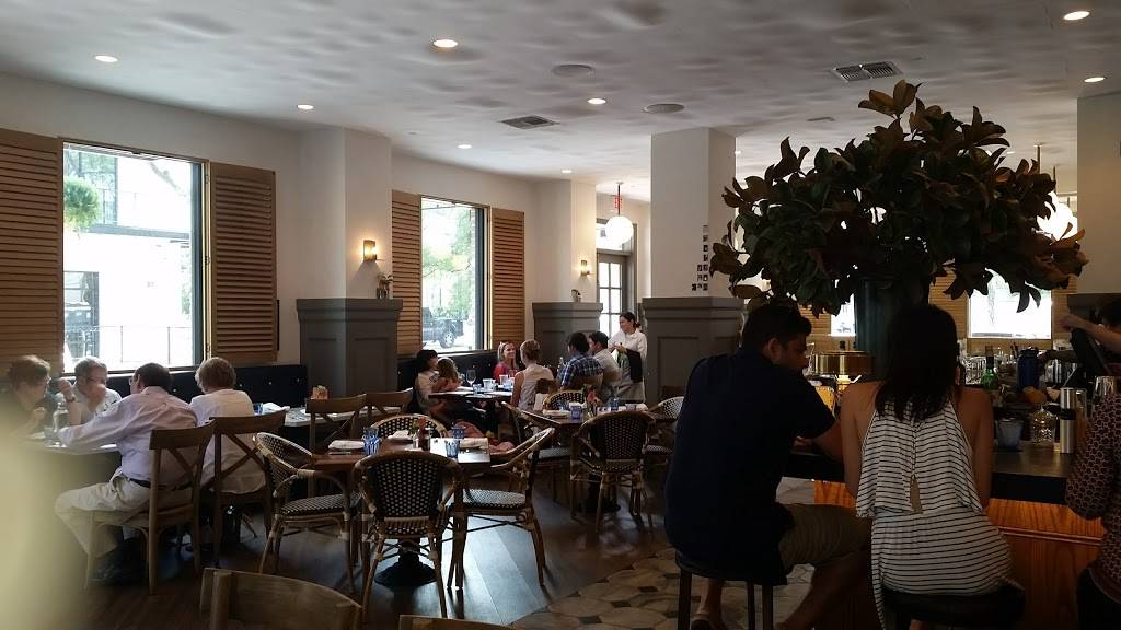 Eloise Nichols Grill & Liquors | restaurant | 2400 Mid Ln #100, Houston, TX 77027, USA | 7135540136 OR +1 713-554-0136