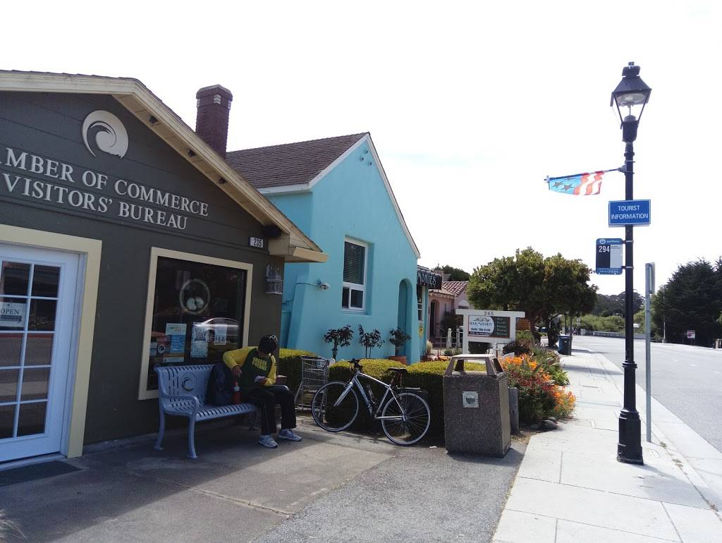 Cunhas Country Store | cafe | 448 Main St, Half Moon Bay, CA 94019, USA | 6507264071 OR +1 650-726-4071