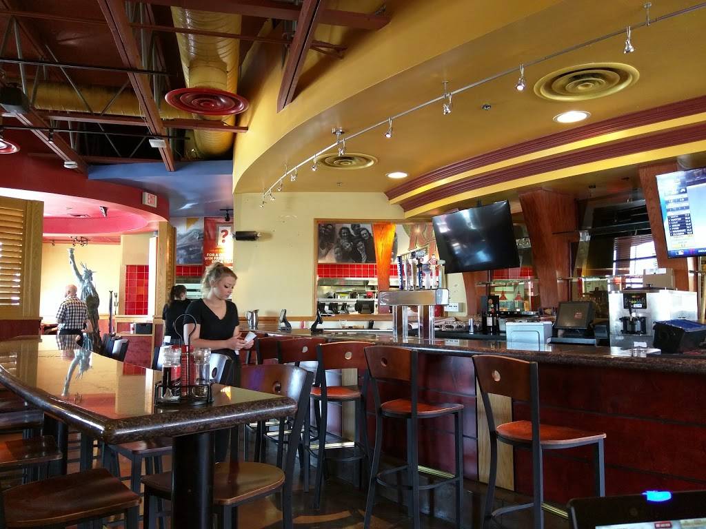 Red Robin Gourmet Burgers and Brews | restaurant | 2627 S 180th St, Omaha, NE 68130, USA | 4023300600 OR +1 402-330-0600