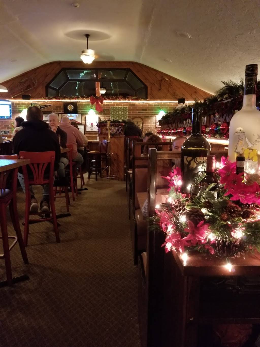 Fredas | restaurant | 105 Copeland St, West Bridgewater, MA 02379, USA | 5085838217 OR +1 508-583-8217